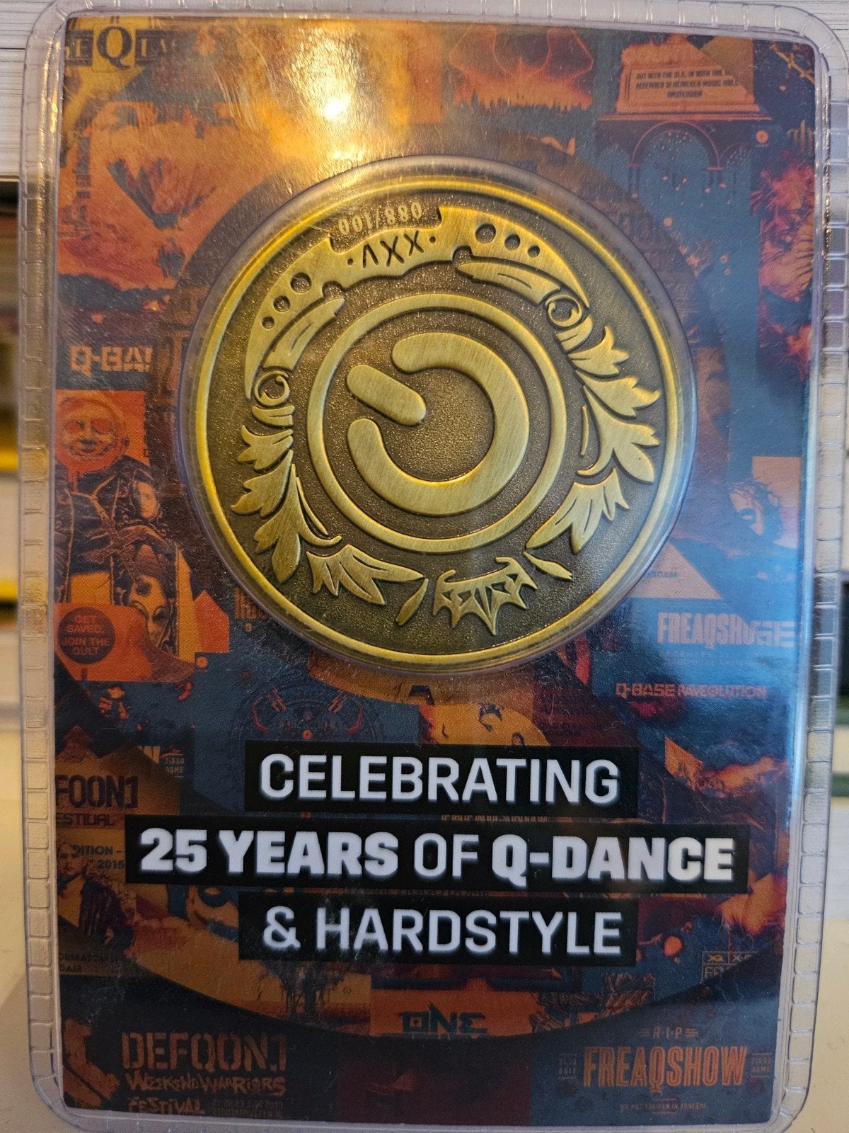 Q-Dance 25 Jaar Collectors Coin - Limited Edition 88/100, Postzegels en Munten, Penningen en Medailles, Ophalen of Verzenden