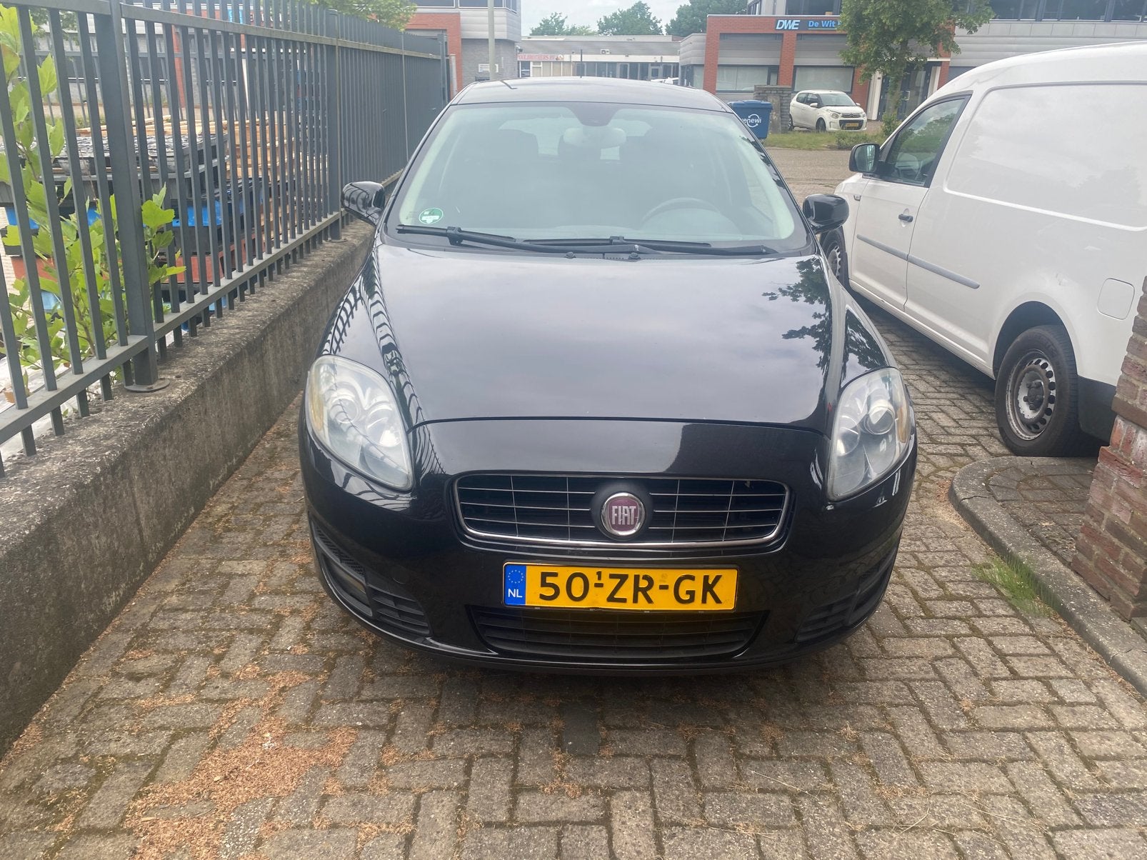 Fiat Croma 1.8 16V 2008 Zwart 999€, Auto's, Fiat, Voorwielaandrijving, 4 cilinders, 700 kg, 1796 cc