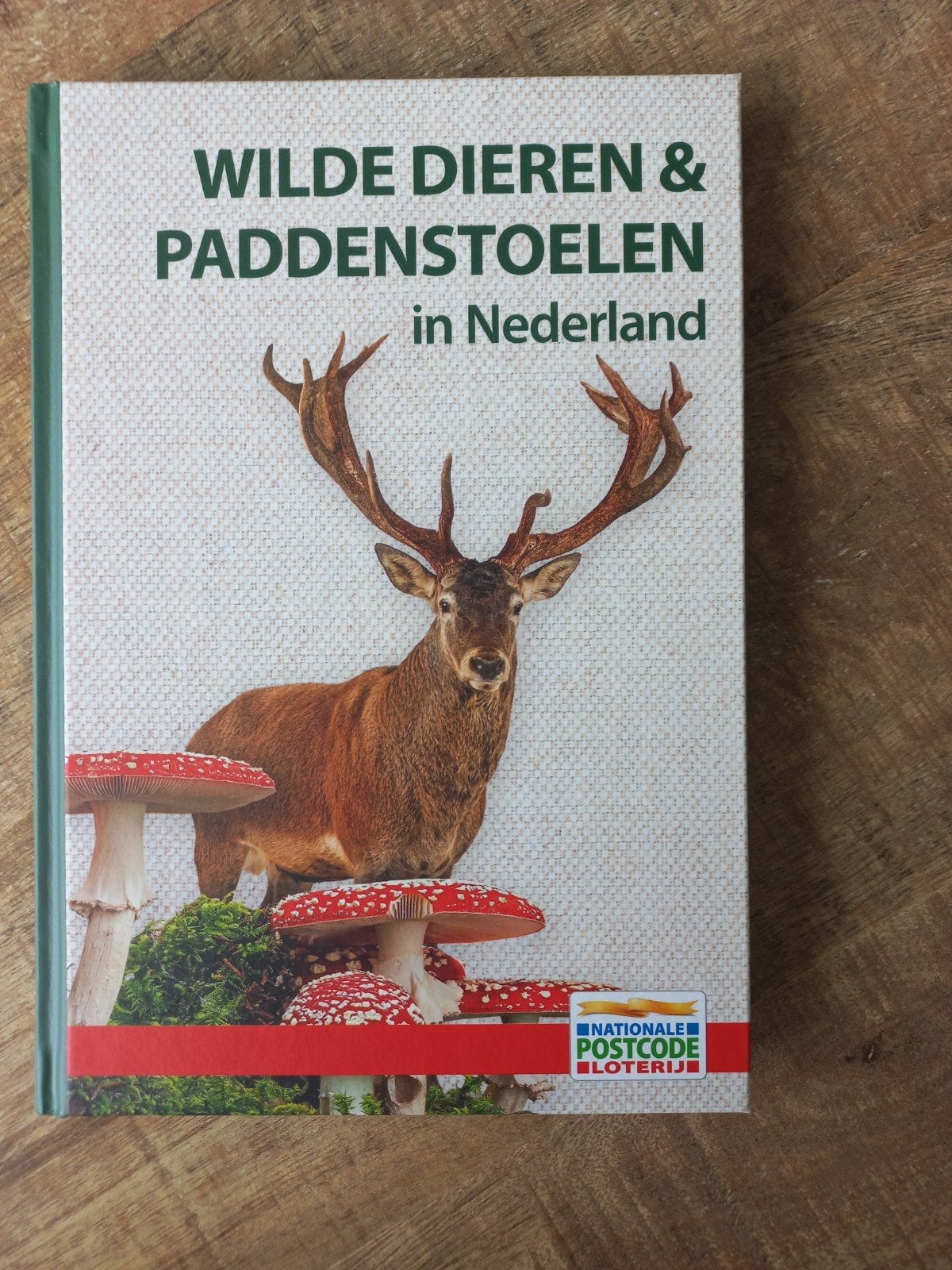 Wilde dieren en paddestoelen, Ophalen, Nieuw, Honden