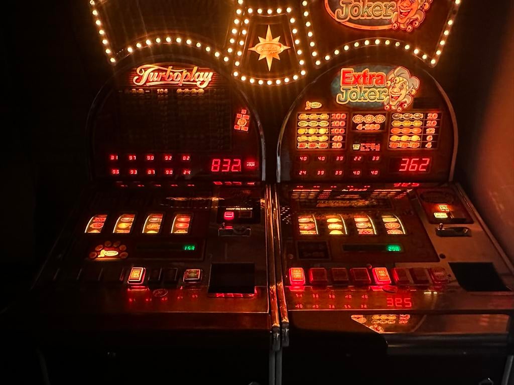 2 gokkasten: 1000 Puntertjes Turboplay & Extra Jokers, Euro, Ophalen of Verzenden, Gebruikt