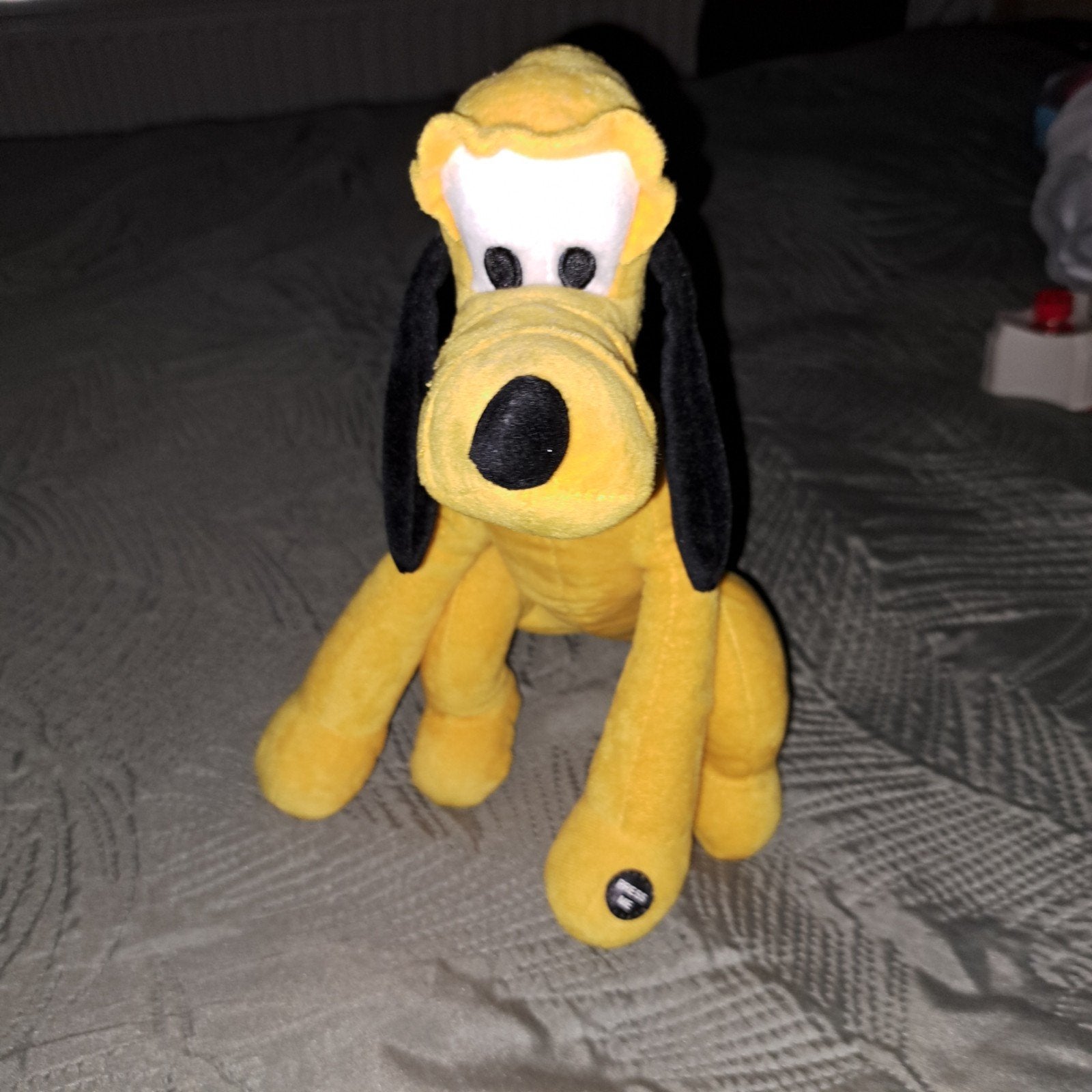 Pluto knuffel met geluid, Ophalen of Verzenden, Goofy of Pluto, Zo goed als nieuw, Overige typen