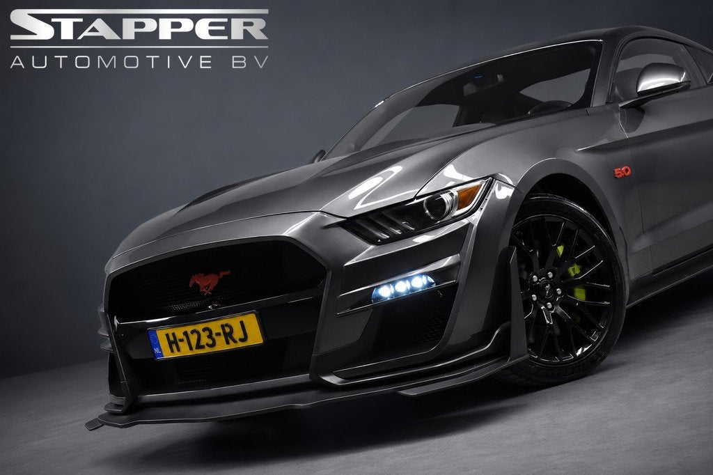 Ford Mustang Fastback 5.0 GT 422pk Automaat Carplay/Xenon/Le, Auto's, Ford, Automaat, Gebruikt, Leder, Bedrijf