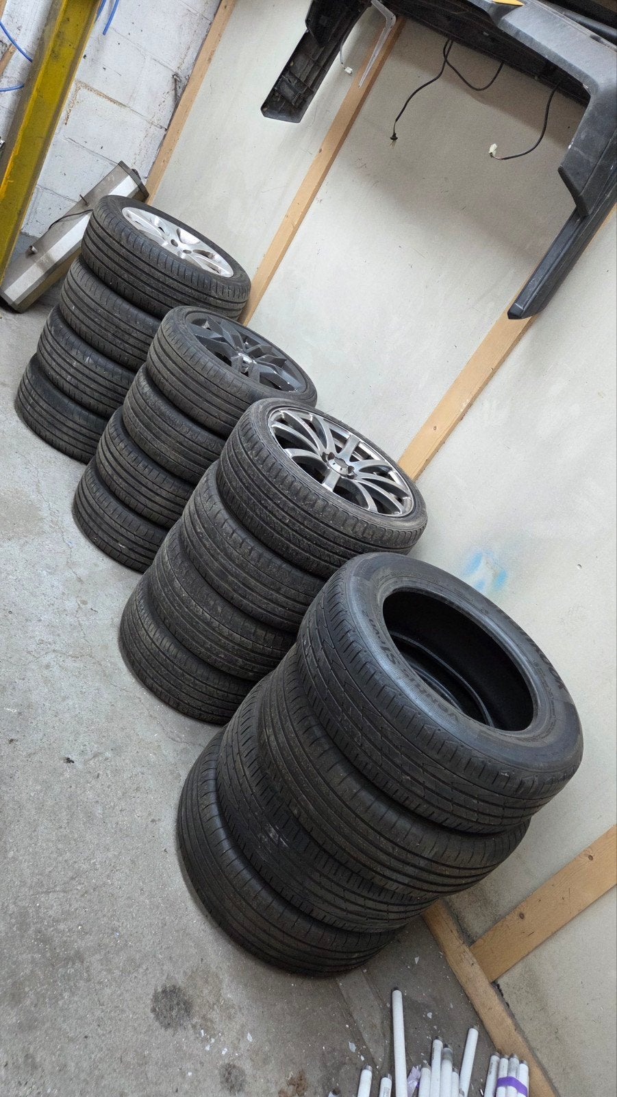 Partij Velgen/banden, Auto-onderdelen, Banden en Velgen, Ophalen, Banden en Velgen, 17 inch, Personenwagen