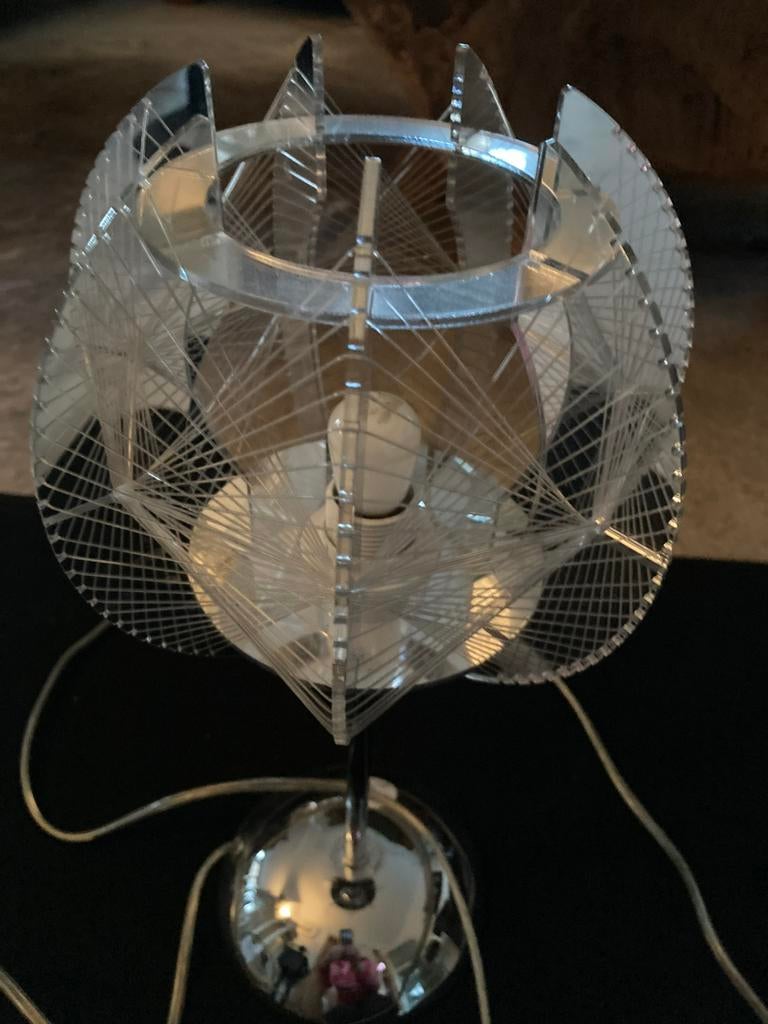 Plexiglas staande draadjeslamp nylon/chroom., Ophalen of Verzenden, Zo goed als nieuw, 75 cm of meer