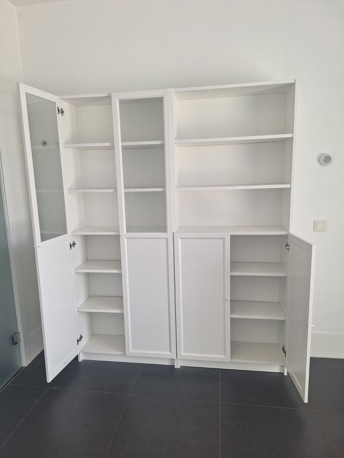 2 x Ikea witte Billy/ Oxberg boeken en vitrine kasten, Ophalen, 200 cm of meer, 50 tot 100 cm, Zo goed als nieuw