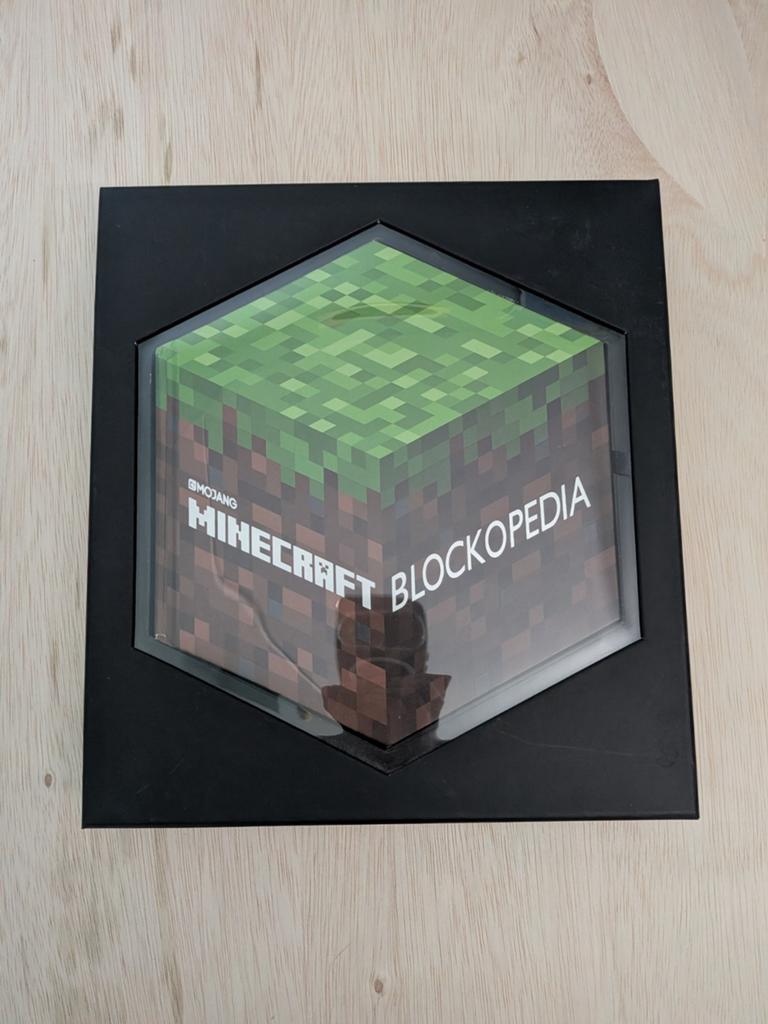 Minecraft Blockopedia - Boek met lichte gebruikssporen, Boeken, Ophalen of Verzenden, Gelezen