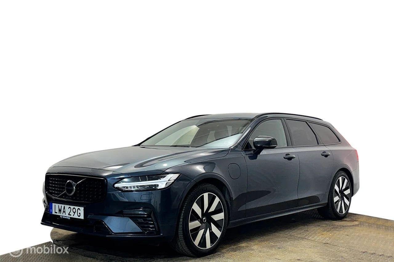 Volvo V90 2.0 T6 Plug-in hybrid AWD Plus Dark, trekhaak, Automaat, Dealer onderhouden, 4 cilinders, 1969 cc