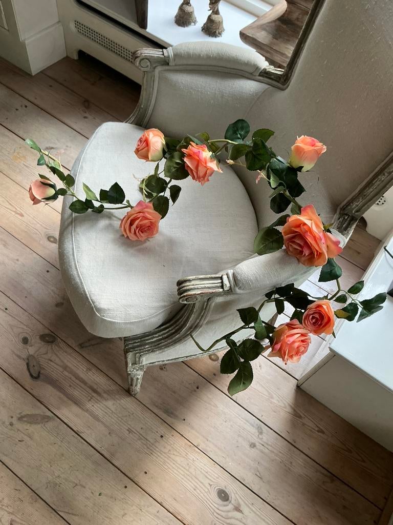 Twee prachtige rozen slingers nep, Ophalen of Verzenden