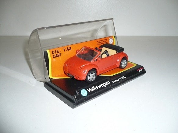 Volkswagen Beetle Cabriolet 1998  1:43, Hobby en Vrije tijd, Modelauto's | 1:43, Ophalen of Verzenden, Nieuw, Auto, Overige merken