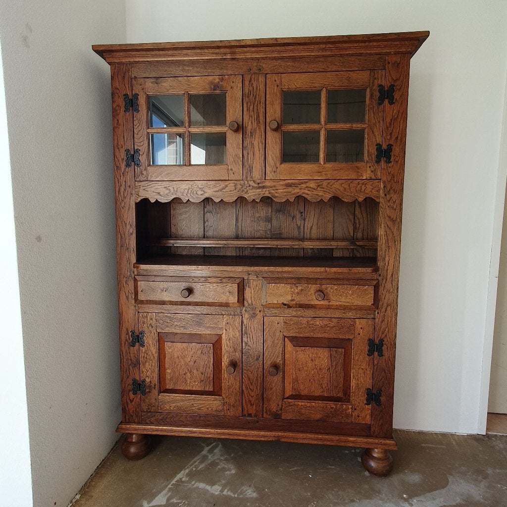 Buffet-Kast van echt massief Gedisseld Eiken., Huis en Inrichting, Ophalen, Gebruikt, 100 tot 150 cm, Eikenhout