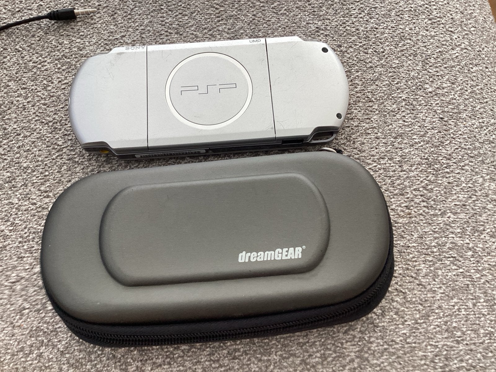 Sony PSP Slim met hoesje en oplader, Ophalen of Verzenden, Gebruikt, Overige kleuren, PSP Slim