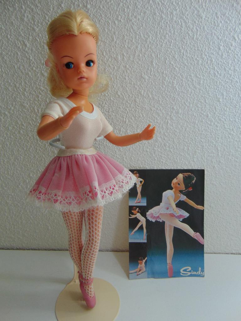 Verschillende vintage Barbie Sindy poppen te koop, Verzamelen, Poppen, Ophalen of Verzenden, Gebruikt, Pop