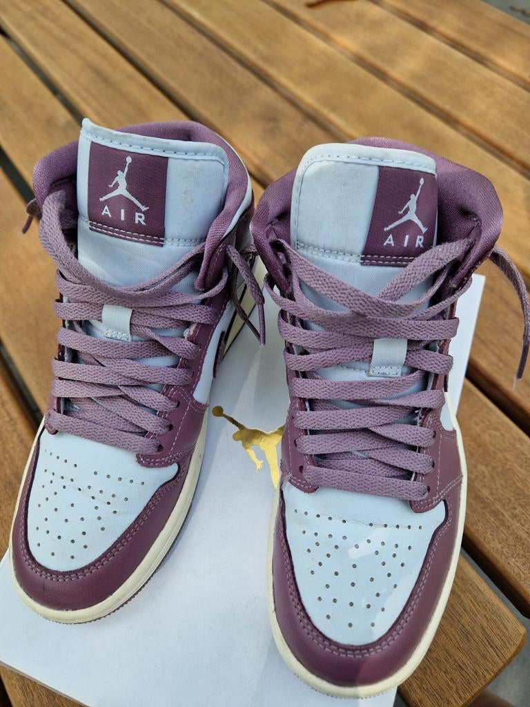 Jordan 1 Mid - Maat 37,5, Kinderen en Baby's, Kinderkleding | Schoenen en Sokken, Jongen of Meisje, Schoenen, Ophalen of Verzenden