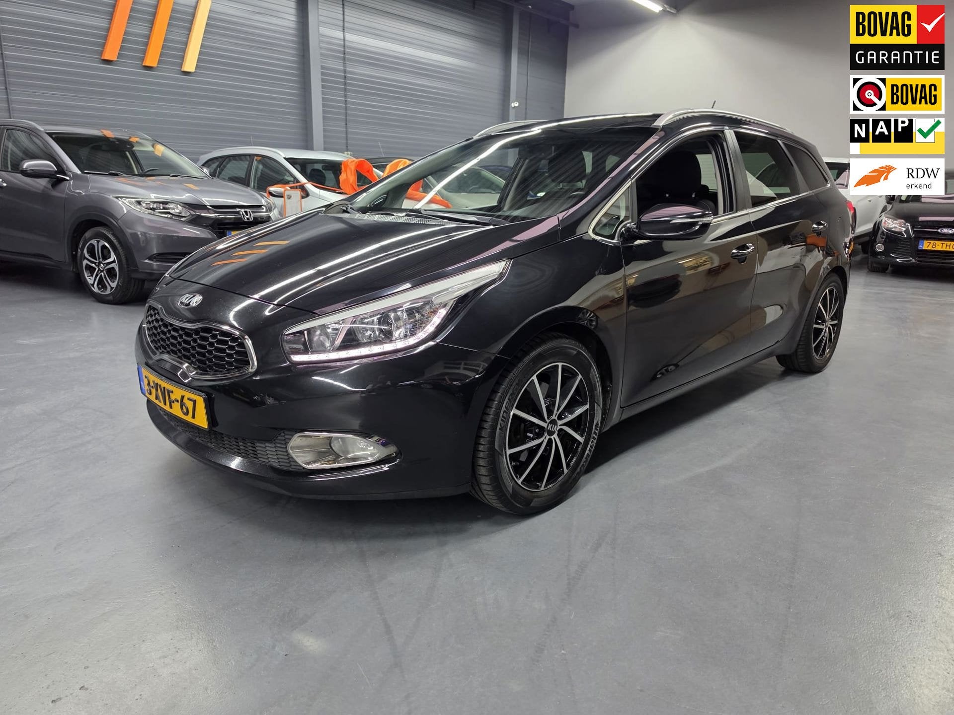 Kia Cee'd Sportswagon 1.6 GDI BusinessLine CAMERA DEALER OND, Auto's, Voorwielaandrijving, 135 pk, Gebruikt, 1591 cc