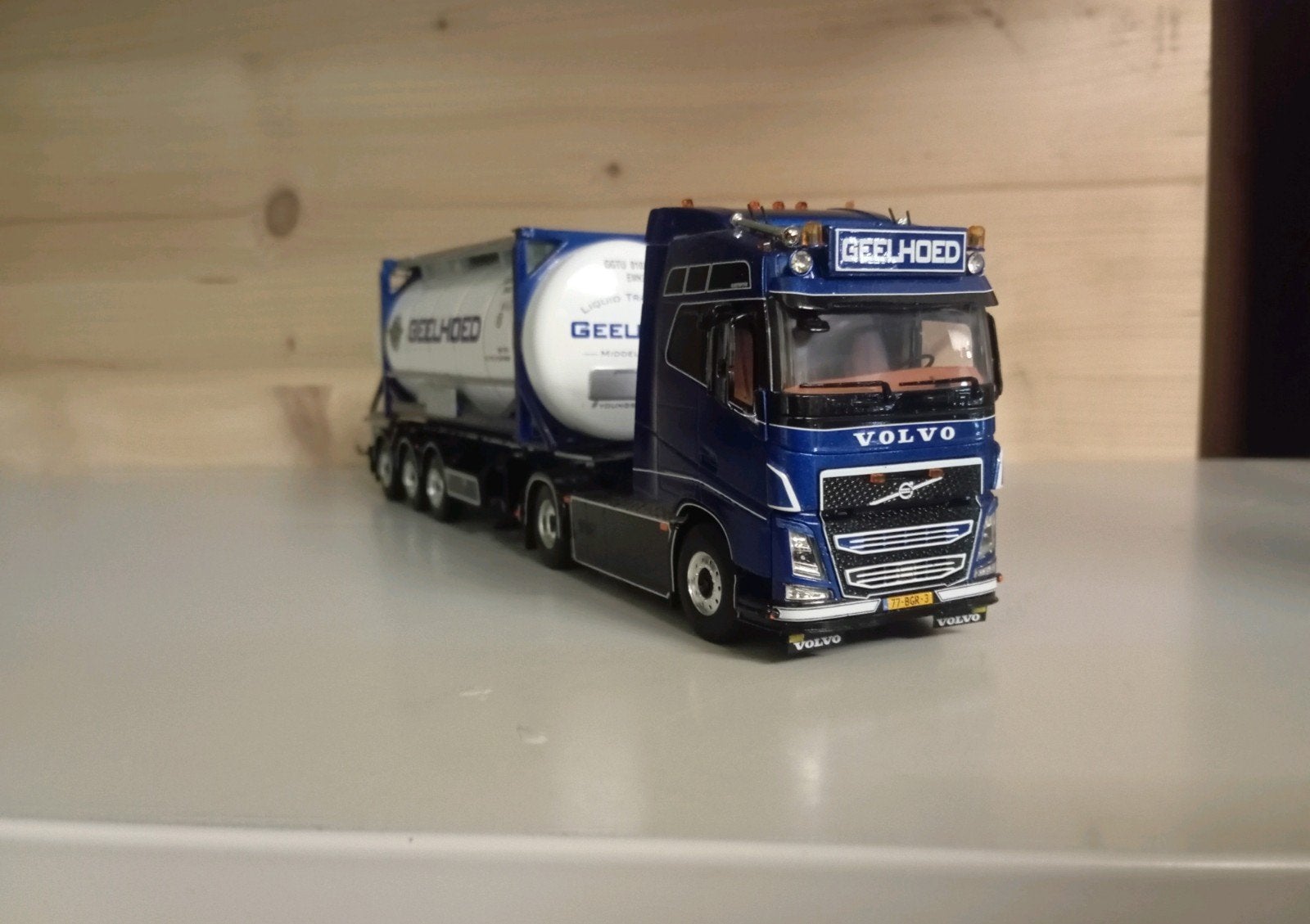 Volvo FH Geelhoed containerchassis WSI, Ophalen of Verzenden, Zo goed als nieuw, Bus of Vrachtwagen, Wsi
