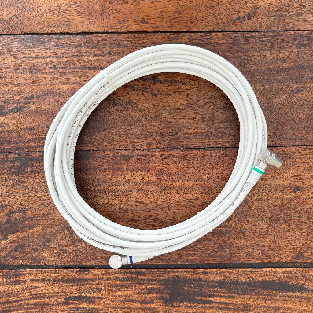 Technetix COAX Kabel RLA++ (10m), Ophalen of Verzenden, Zo goed als nieuw, 10 meter of meer, Coaxiale kabel