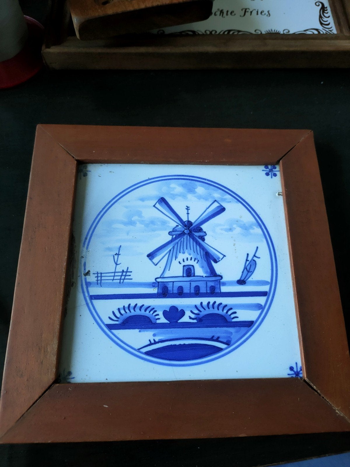 oude tegel Friese met molendecor, Antiek en Kunst, Antiek | Wandborden en Tegels, Ophalen of Verzenden