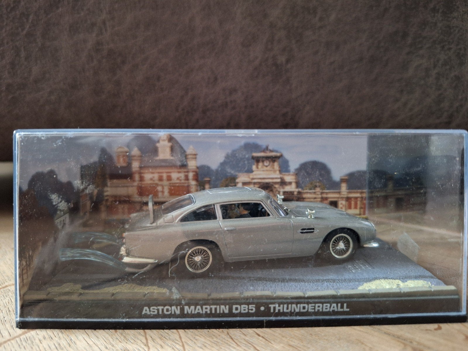 Aston Martin DB5 Thunderball 007 modelauto, Ophalen, Zo goed als nieuw, Auto, Overige merken