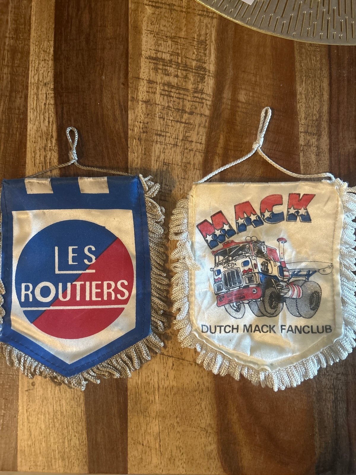 Vintage Les Routiers & Dutch Mack Fanclub vaantjes, Ophalen of Verzenden, Gebruikt, Auto's