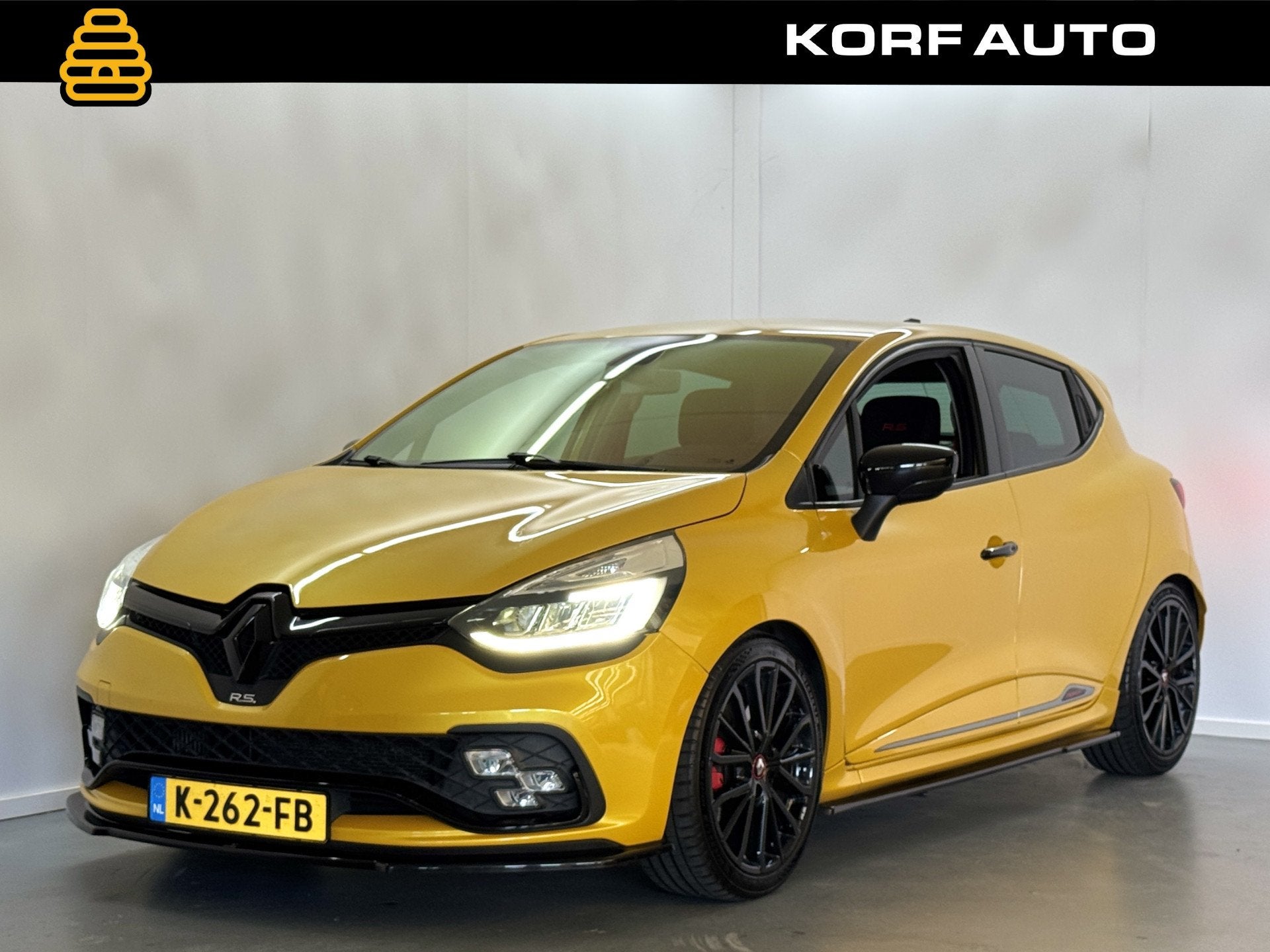 Renault Clio 1.6 R.S. Trophy 220PK / Akrapovic / Keyless / C, Gebruikt, 4 cilinders, Automatische klimaatregeling, Geel