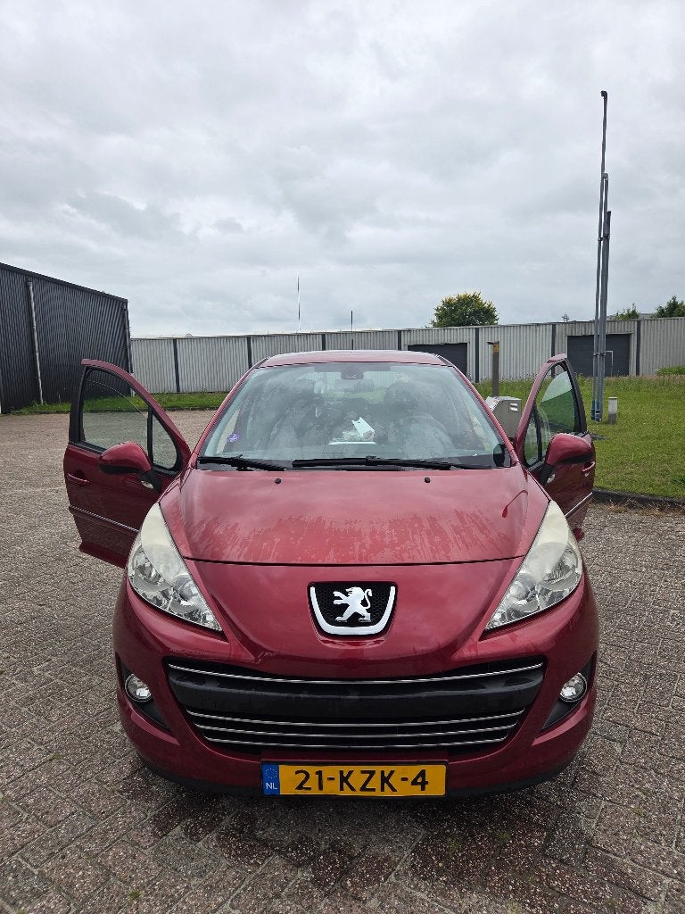 Peugeot 207 1.6 VTI 16V 5DRS AUT 2010 Rood, 15 km/l, 4 cilinders, Origineel Nederlands, 1598 cc