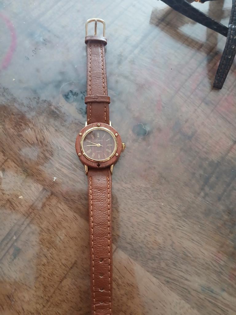 Dames horloges, Ophalen, Zo goed als nieuw, Overige merken