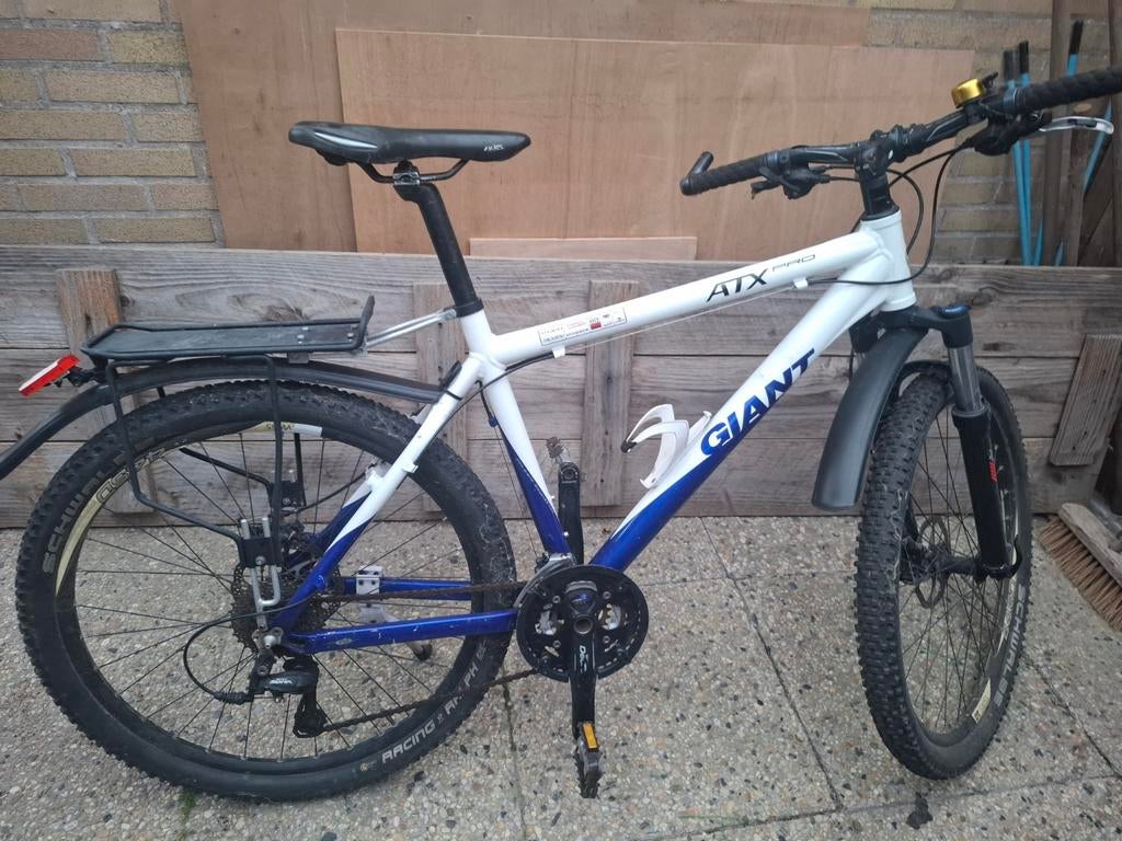 Giant ATX Pro Mountainbike - Wit/Blauw, Fietsen en Brommers, Fietsen | Mountainbikes en ATB, Ophalen, Gebruikt, Hardtail, Heren