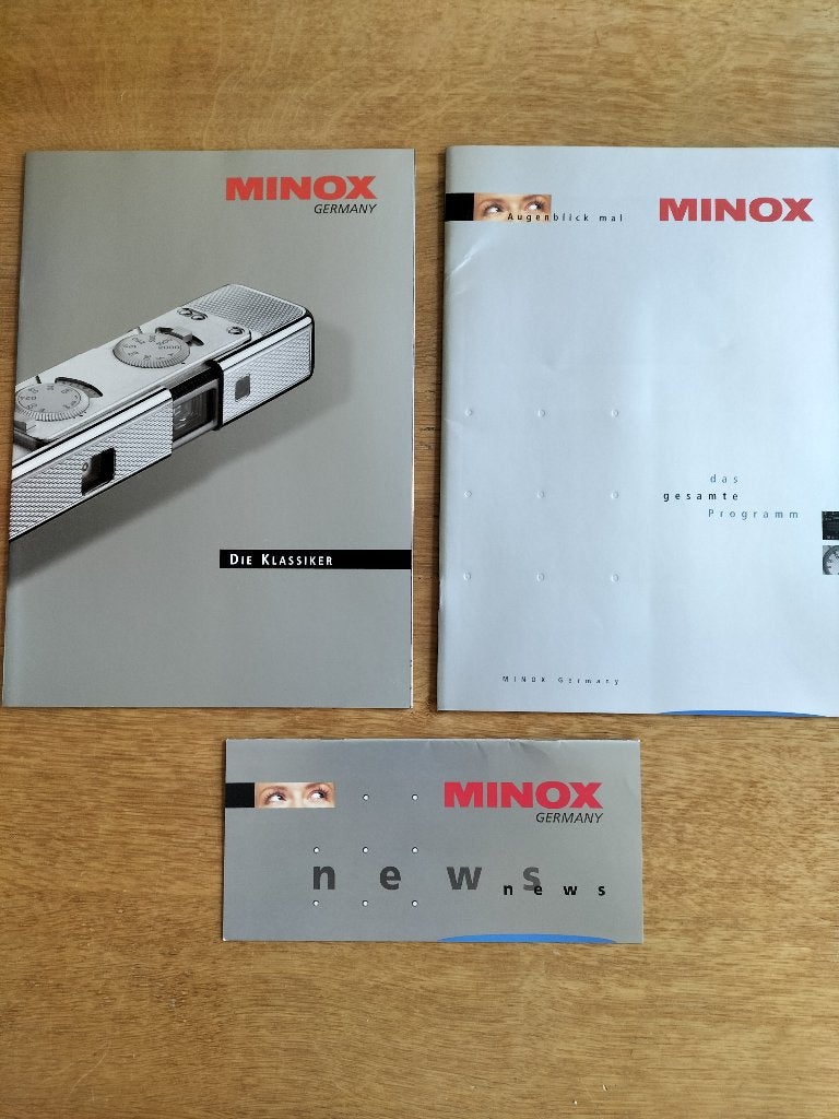 Minox brochures, Ophalen of Verzenden, Zo goed als nieuw
