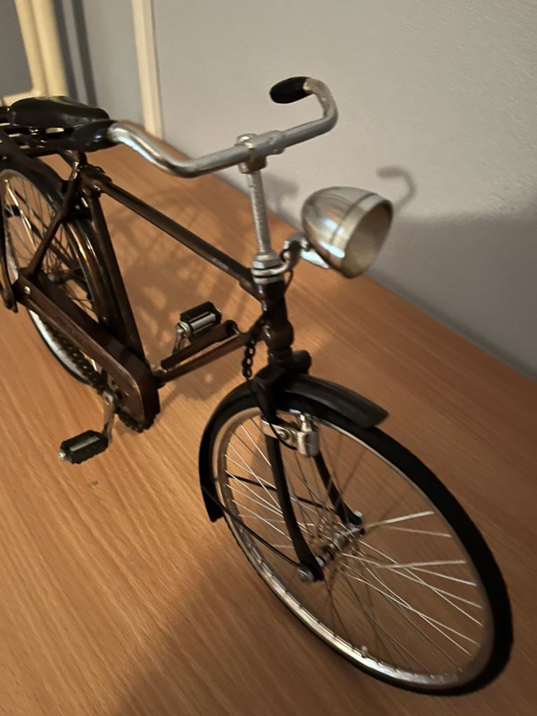 Miniatuur fiets, Ophalen, Zo goed als nieuw