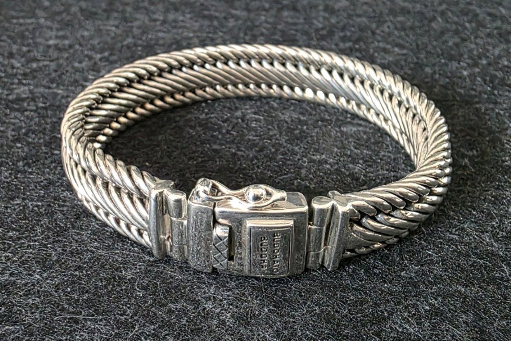 Buddha to Buddha 13 mm brede Edwin small armband in topstaat, Ophalen of Verzenden, Zo goed als nieuw, Zilver, Zilver