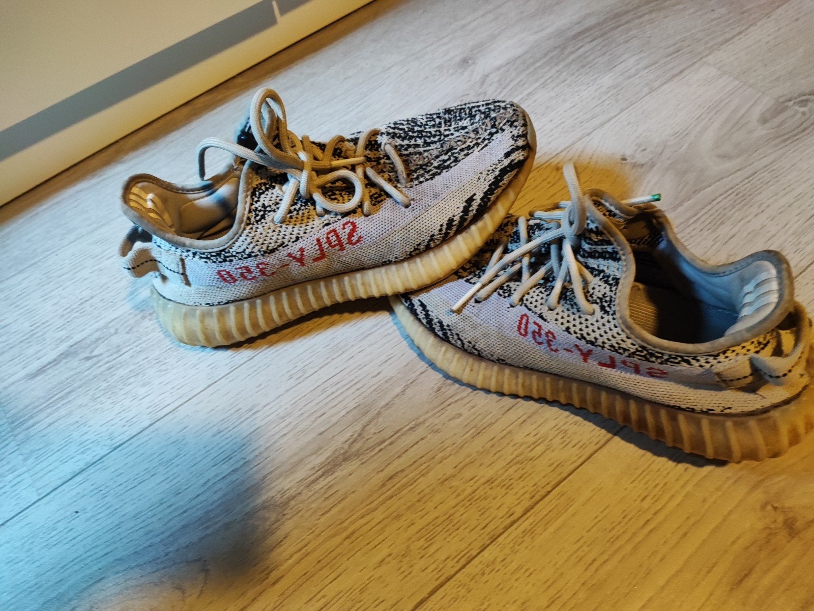 Leuke Yeezy's, Ophalen, Adidas Yeezy, Beige, Sneakers of Gympen