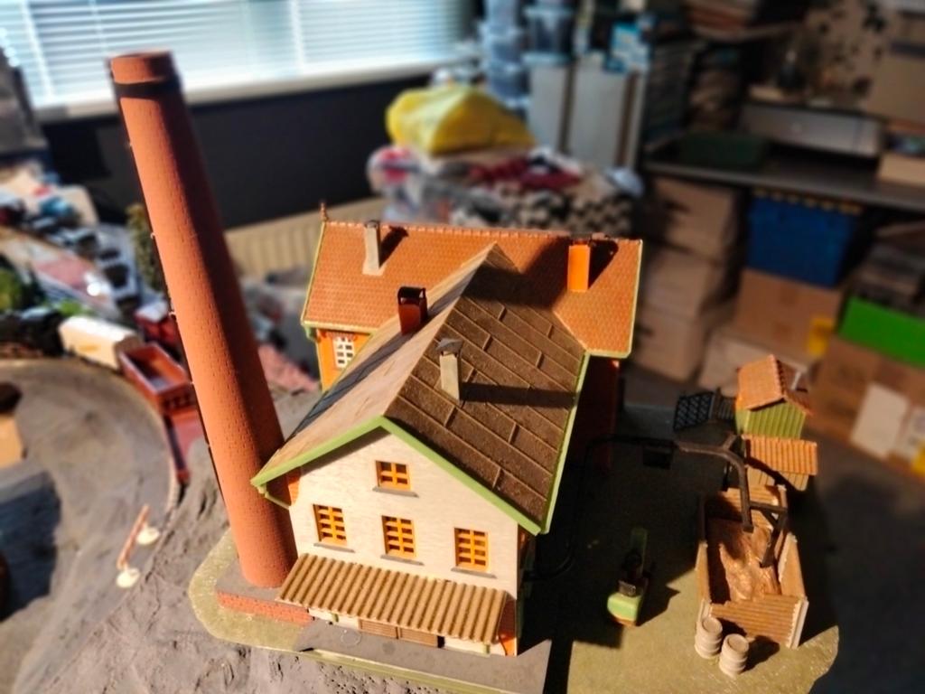 Faller H0 130290 Fabriek met schoorsteen, Hobby en Vrije tijd, Overige merken, Gebruikt, 1:50 of kleiner, Verzenden