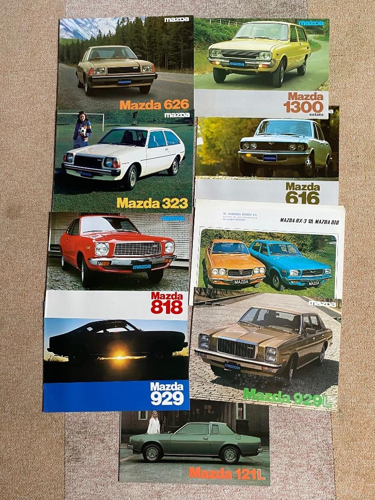 folder: MAZDA,  323, 626, 616, 818, 929, 121 & 1300, Boeken, Onbekend, Mazda, Ophalen of Verzenden, Zo goed als nieuw