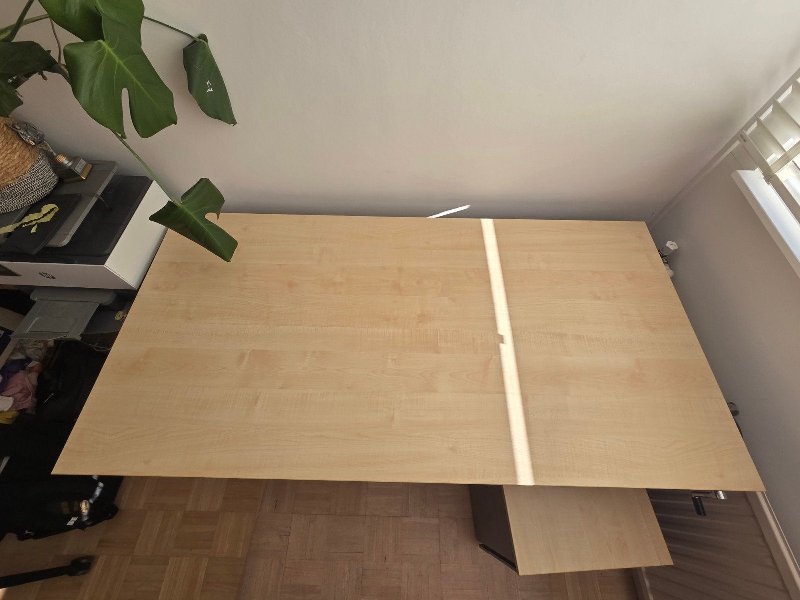 Verstelbaar bureau, 160 x 80 cm, Huis en Inrichting, Bureaus, Ophalen, Zo goed als nieuw