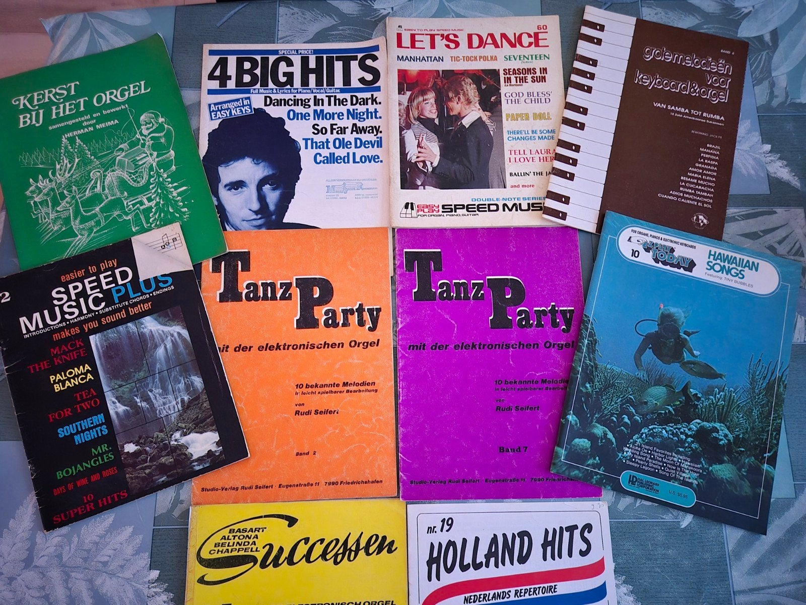 Collectie bladmuziek voor orgel en keyboard, Gebruikt, Overige soorten, Ophalen of Verzenden, Populair