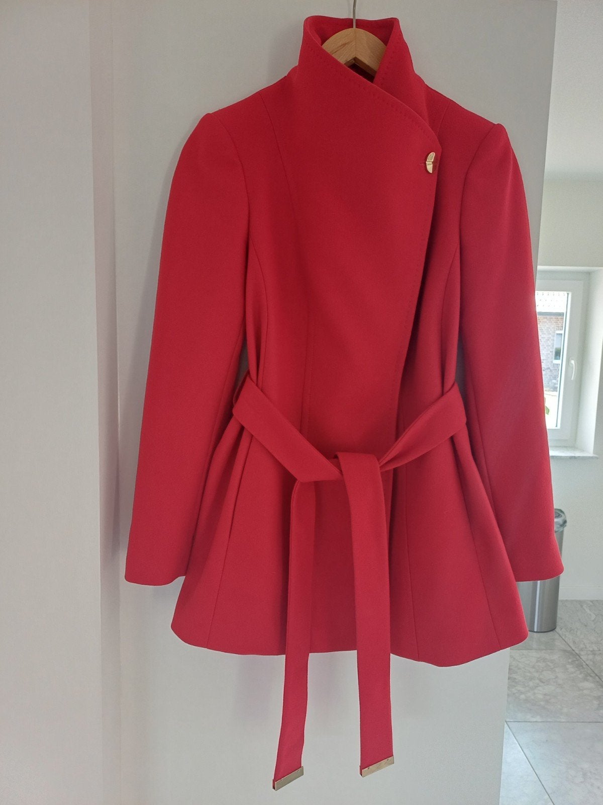 Ted Baker winterjas maat 2 / maat 38 Nieuw, Ophalen of Verzenden, Nieuw, Maat 38/40 (M), Rood
