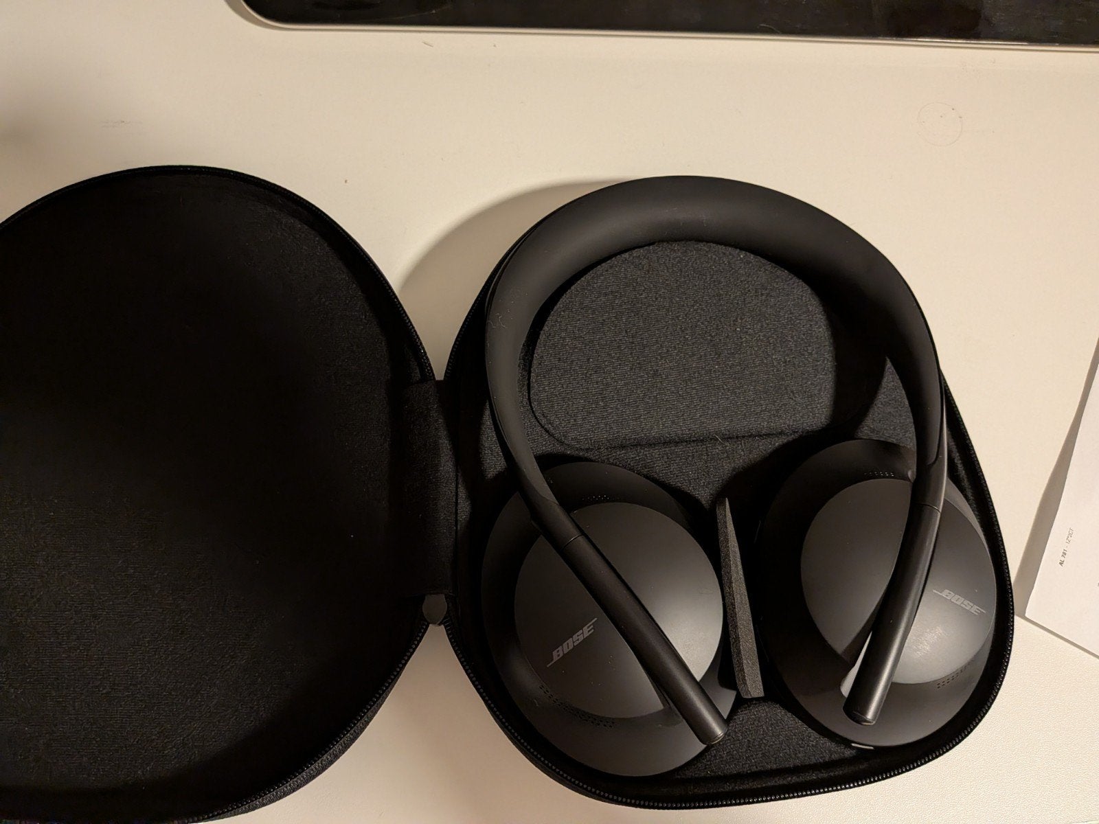 Bose Noise Cancelling Headphones 700 Zwart
