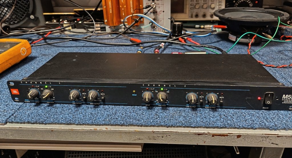 JBL m552 / m553 crossover GEZOCHT, Ophalen of Verzenden, Audio