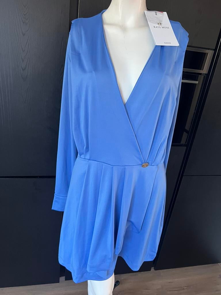 Nikkie shoulder wrap dress nieuw maat 40 M L, Maat 38/40 (M), Blauw, Ophalen of Verzenden, Zo goed als nieuw