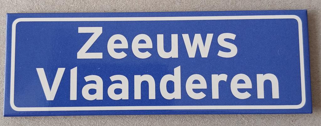 Zeeuws Vlaanderen, Ophalen of Verzenden, Zo goed als nieuw
