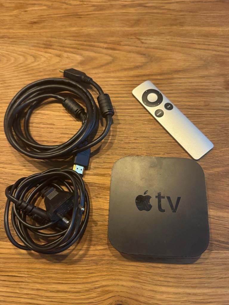 Apple TV 2e generatie A1469 met afstandsbediening, Audio, Tv en Foto, Mediaspelers, Ophalen of Verzenden, Zo goed als nieuw, HDMI