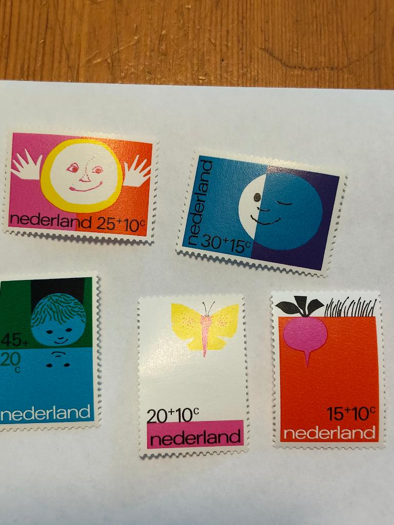 8224 nederland kinderpostzegels 1971, Postzegels en Munten, Verzenden