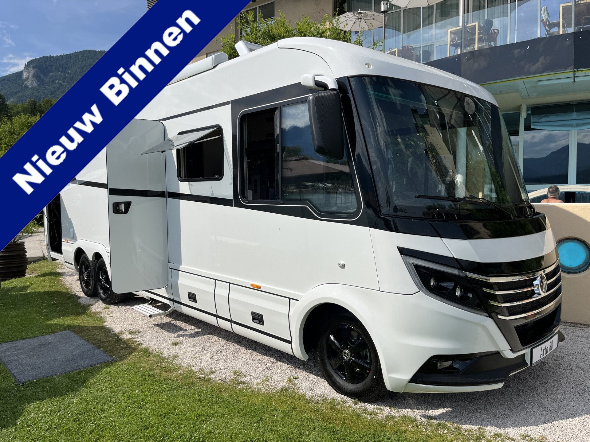 NIESMANN BISCHOFF NEW Arto 88E Mercedes Automaat (bj 2026), Niesmann+Bischoff, Galliersweg 39
5349AT  OSS, NL, 9 tot 10 meter