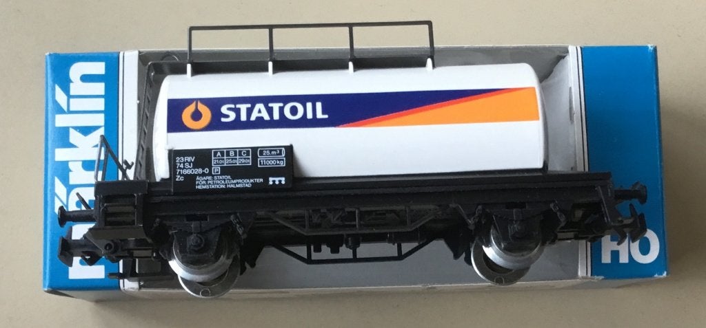 MäRKLIN HO # 4440.87724 STATOIL SJ Ketelwagen N in doos, Wisselstroom, Ophalen of Verzenden, Märklin, Nieuw