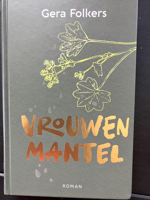 Vrouwenmantel - Gera Folkers - 2025, Ophalen of Verzenden, Zo goed als nieuw