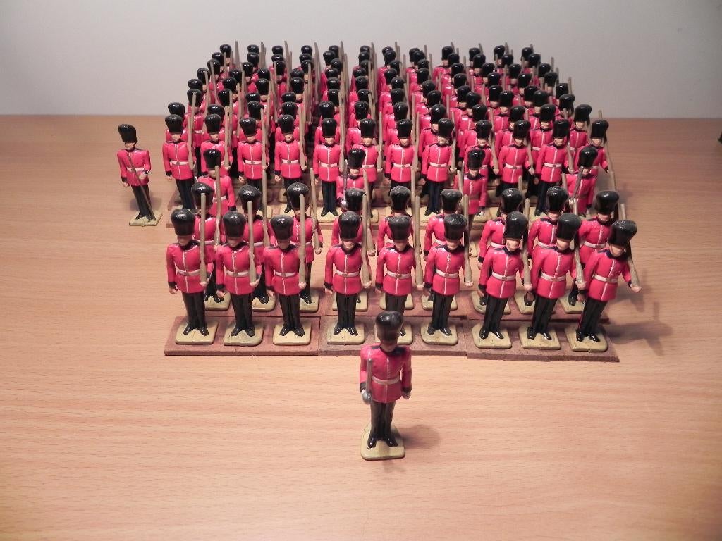 Prince August, 54 mm, 120x grenadiers, Trooping the Colour, Ophalen of Verzenden, Nieuw, 1:35 tot 1:50, Figuur of Figuren