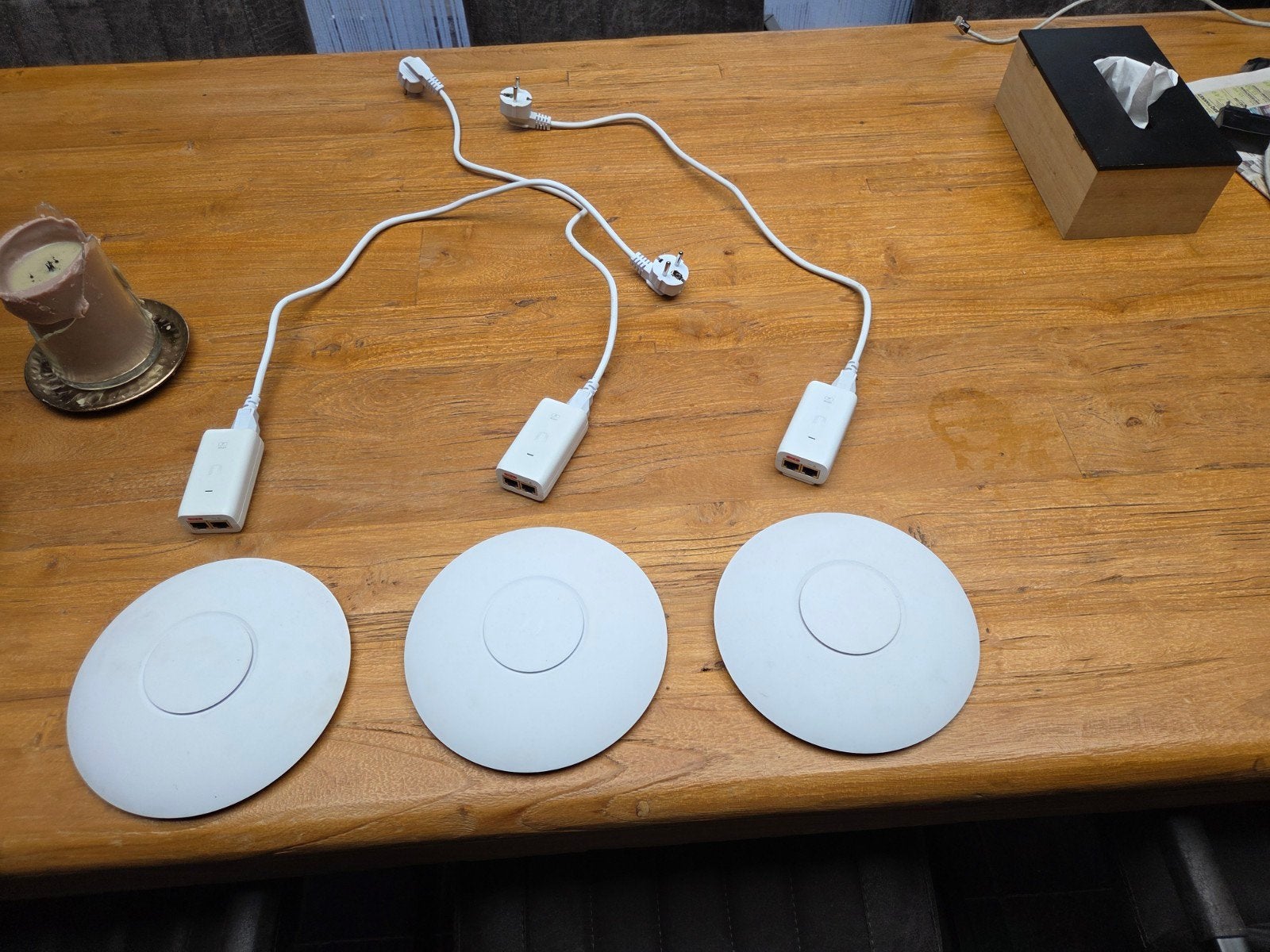 3x wifirouter unifi ap ac pro, Computers en Software, Accesspoints, Ophalen of Verzenden, Gebruikt, Ubiquiti UniFi