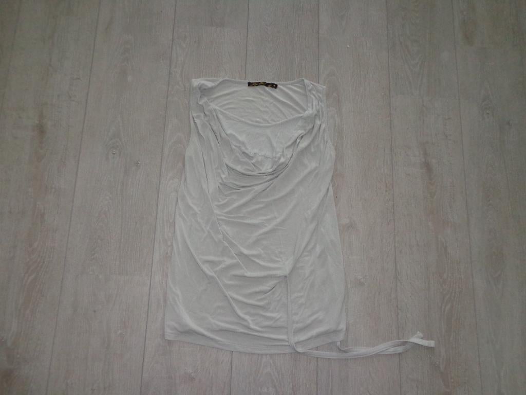 Mooie grijze damestop van supertrash, maat m, Maat 38/40 (M), Ophalen of Verzenden, Zo goed als nieuw, Zonder mouw