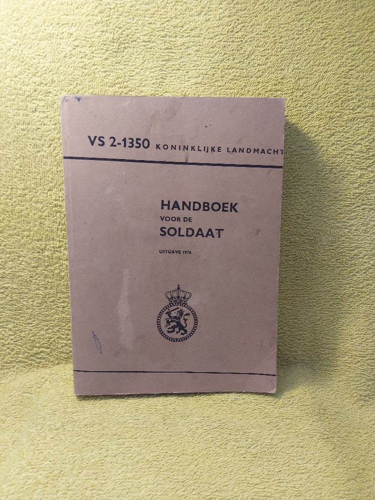 Handboek voor de soldaat. VS 2-1350. Koninklijke Landmacht., Boeken, Oorlog en Militair, Ophalen of Verzenden, Niet van toepassing