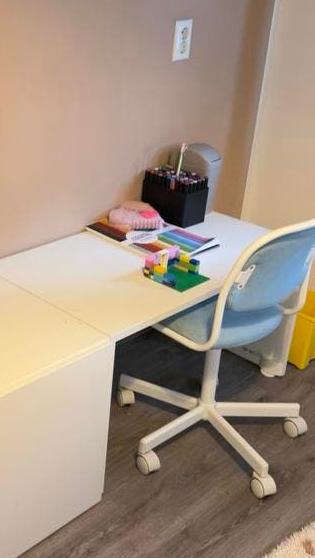 Smastad IKEA  bureau, Ophalen, Zo goed als nieuw, Tafel